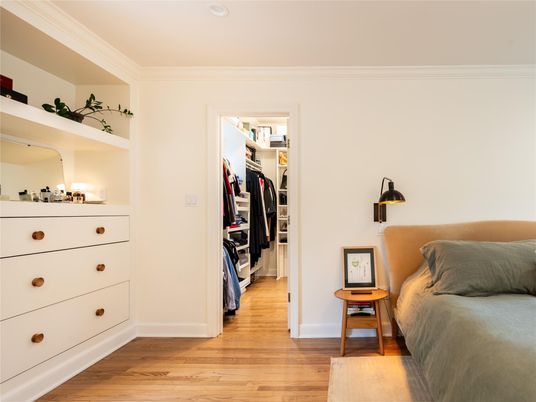 Interior, Walk-in Closets, Wood Texture Flooring