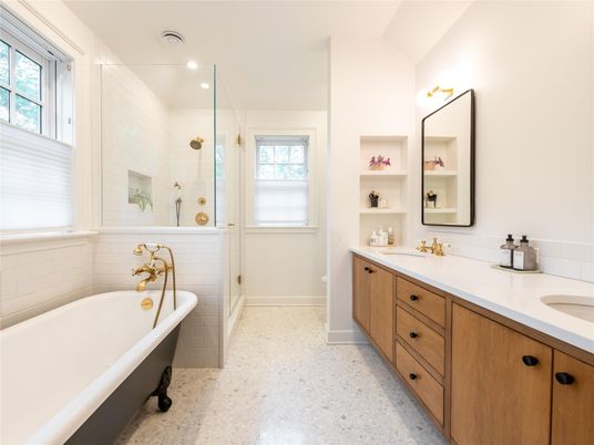 Bathroom, Dual Sink Vanities, Free Standing Baths, Glass Shower, Interior, Recessed Lighting