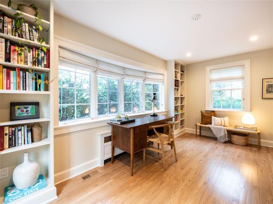 Home Office, Interior, Recessed Lighting, Wood Texture Flooring