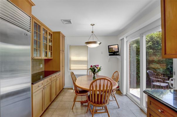 Dining room, Interior, Pendant Lights
