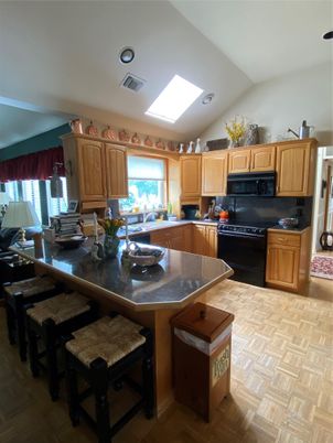 Dining room, Interior, Kitchen, Recessed Lighting, Wood Texture Flooring