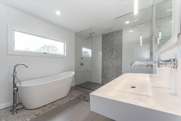 Bathroom, Free Standing Baths, Glass Shower, Interior, Recessed Lighting