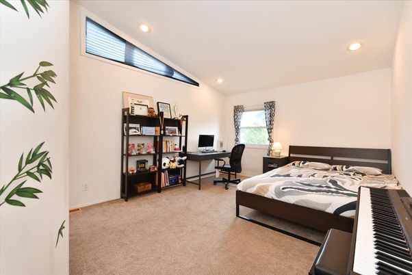 Bedroom, Home Office, Interior, Piano, Recessed Lighting