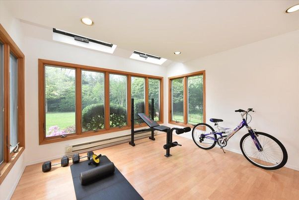 Fitness Equipment, Interior, Recessed Lighting, Wood Texture Flooring