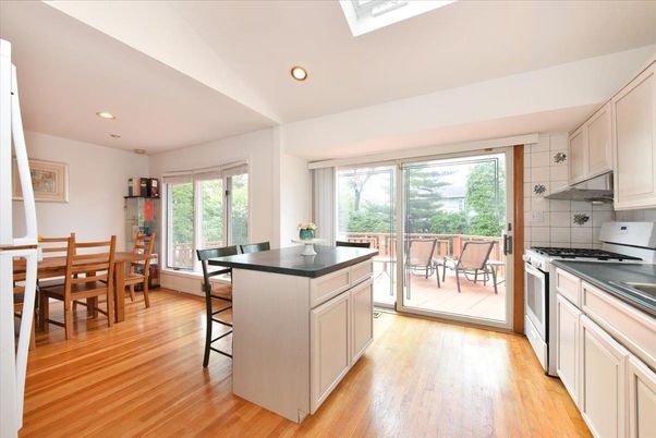Dining room, Interior, Kitchen, Recessed Lighting, Wood Texture Flooring