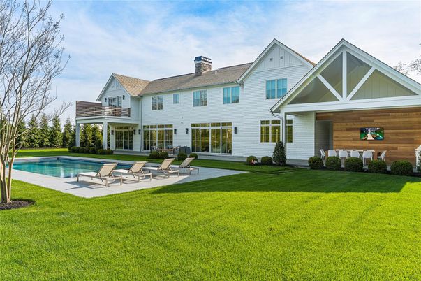 Backyard, Exterior, Pool