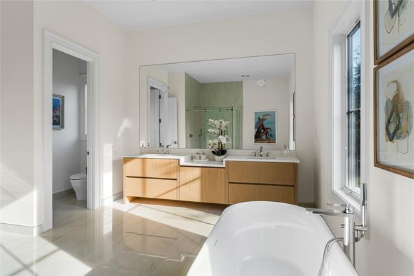 Bathroom, Dual Sink Vanities, Free Standing Baths, Interior