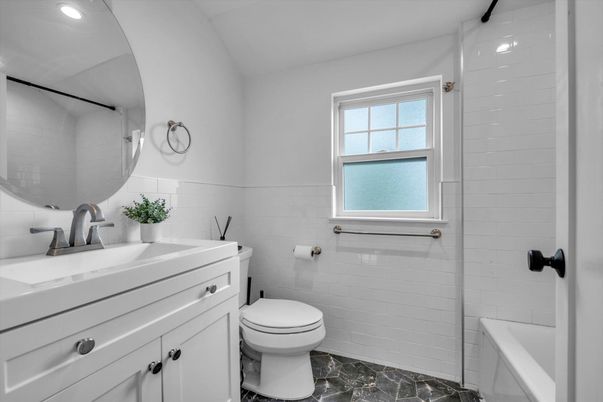 Bathroom, Interior, Marble, Recessed Lighting