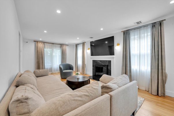 Fireplace, Interior, Living room, Recessed Lighting, Wood Texture Flooring