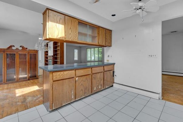 Chandelier, Interior, Wood Texture Flooring