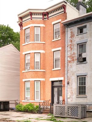 Exterior, Facade, Brick Facade, Rowhouse