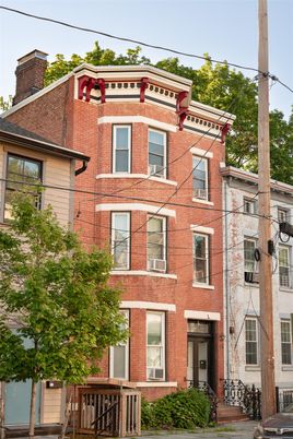 Exterior, Facade, Brick Facade, Rowhouse