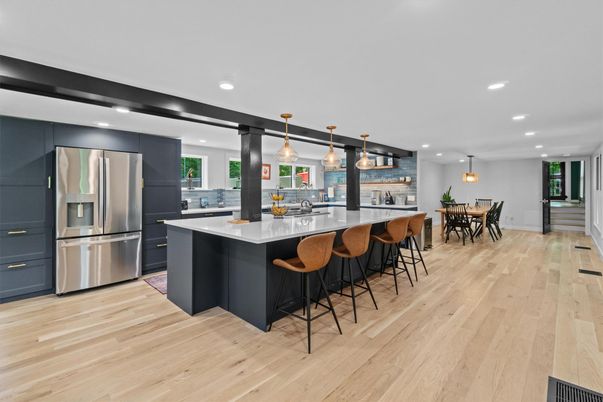 Dining room, Interior, Kitchen, Pendant Lights, Recessed Lighting, Stainless Steel Appliances, Wood Texture Flooring