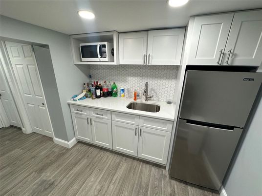 Interior, Kitchen, Recessed Lighting, Wood Texture Flooring