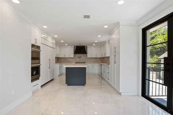 Interior, Kitchen, Marble, Recessed Lighting