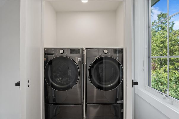 Interior, Recessed Lighting, Utility Closets, Washer