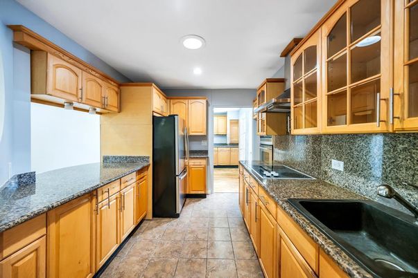 Interior, Kitchen, Recessed Lighting