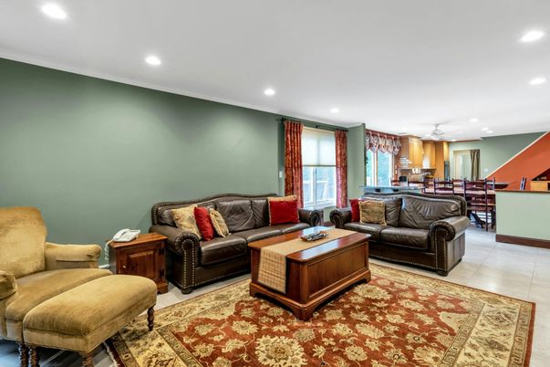 Dining room, Interior, Living room, Pendant Lights, Recessed Lighting