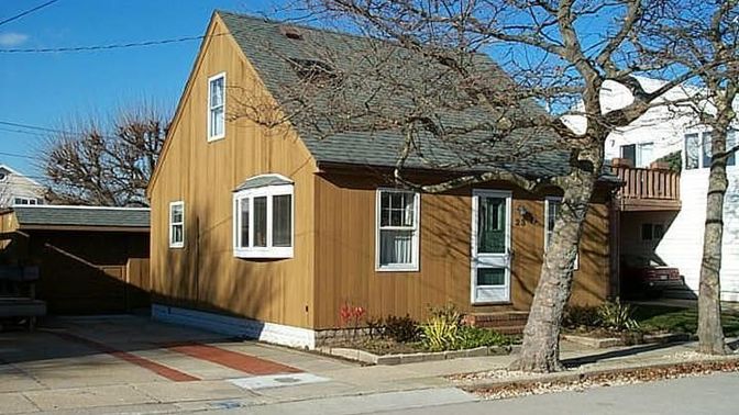 Exterior, Facade, None