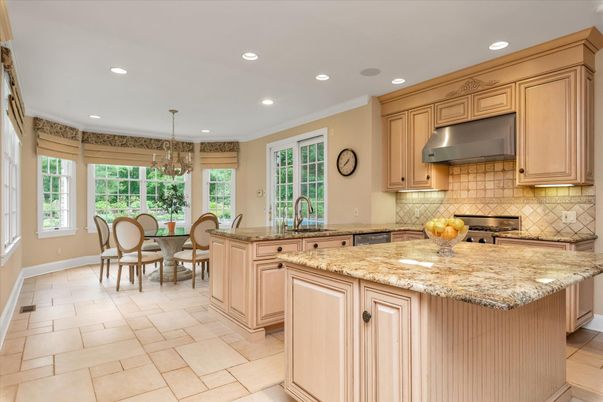 Chandelier, Dining room, Interior, Kitchen, Pendant Lights, Recessed Lighting