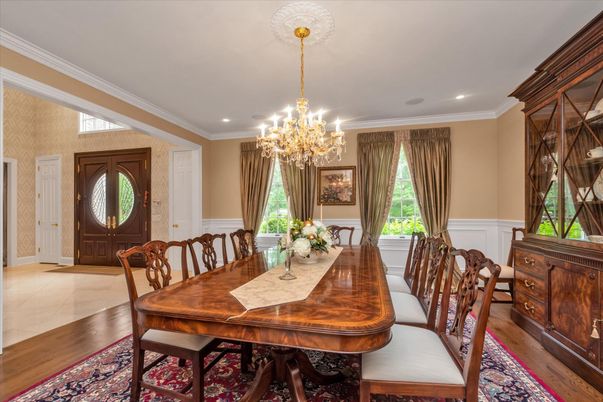 Chandelier, Dining room, Interior, Recessed Lighting, Wood Texture Flooring