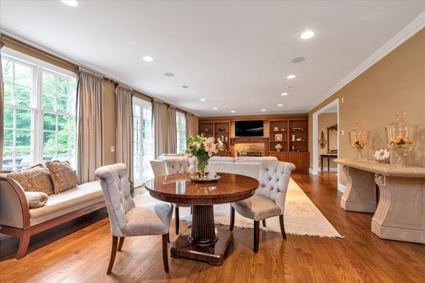 Dining room, Interior, Living room, Recessed Lighting, Wood Texture Flooring