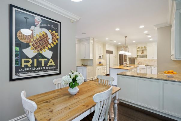 Dining room, Interior, Kitchen, Pendant Lights, Recessed Lighting, Wood Texture Flooring