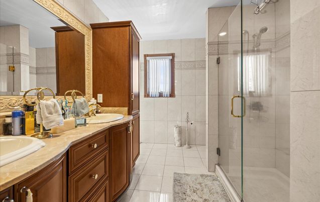 Bathroom, Dual Sink Vanities, Glass Shower, Interior