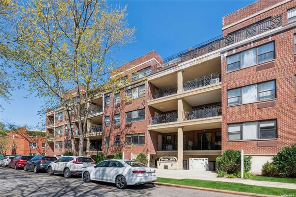 Exterior, Facade, Brick Facade, Condo Building