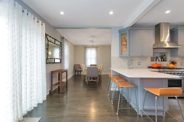 Chandelier, Dining room, Interior, Kitchen, Recessed Lighting, Stainless Steel Appliances, Wood Texture Flooring