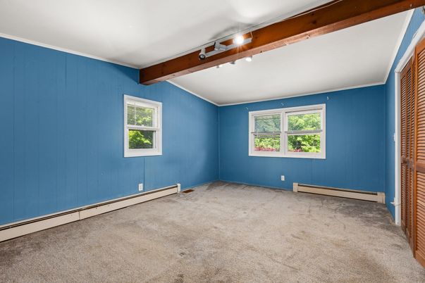 Empty room, Interior, Wooden Beams