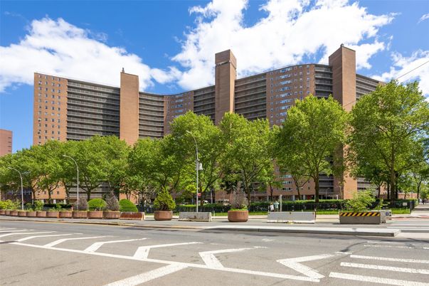 Exterior, Facade, Condo Building