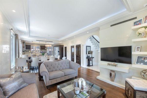 Dining room, Interior, Living room, Pendant Lights, Recessed Lighting, Wood Texture Flooring