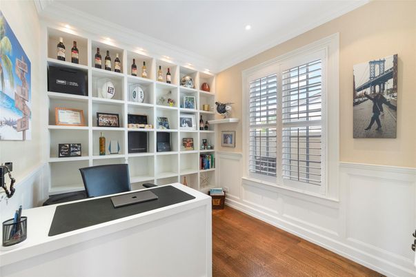 Home Office, Interior, Recessed Lighting, Wood Texture Flooring