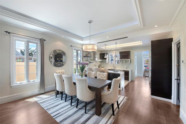 Dining room, Interior, Kitchen, Pendant Lights, Recessed Lighting, Stainless Steel Appliances, Wood Texture Flooring