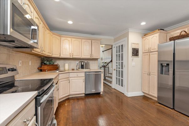 Interior, Kitchen, Recessed Lighting, Stainless Steel Appliances, Wood Texture Flooring