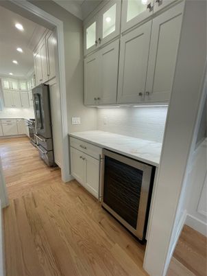 Interior, Kitchen, Recessed Lighting, Wood Texture Flooring
