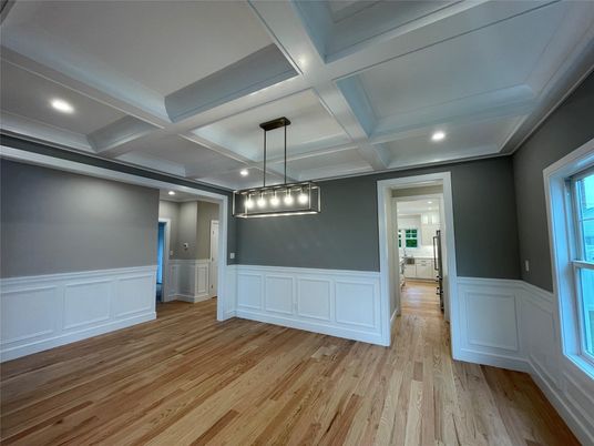 Empty room, Interior, Pendant Lights, Recessed Lighting, Wood Texture Flooring