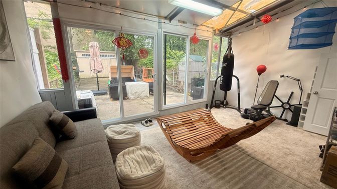 Fitness Equipment, Interior, Living room, Sun Room