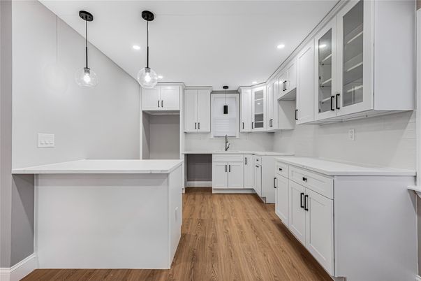 Interior, Kitchen, Pendant Lights, Recessed Lighting, Wood Texture Flooring