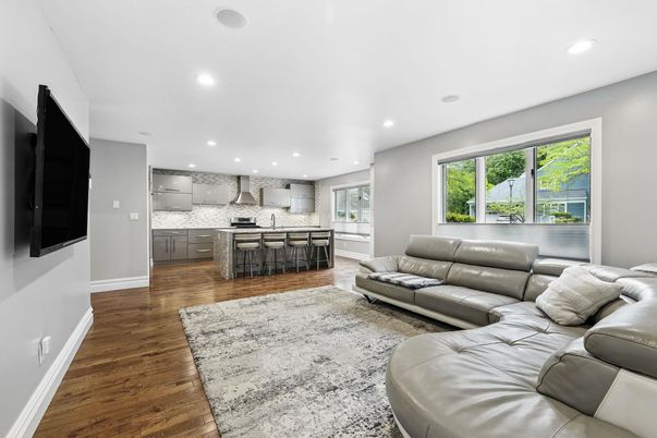 Interior, Kitchen, Living room, Recessed Lighting, Wood Texture Flooring