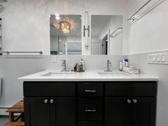 Bathroom, Dual Sink Vanities, Interior