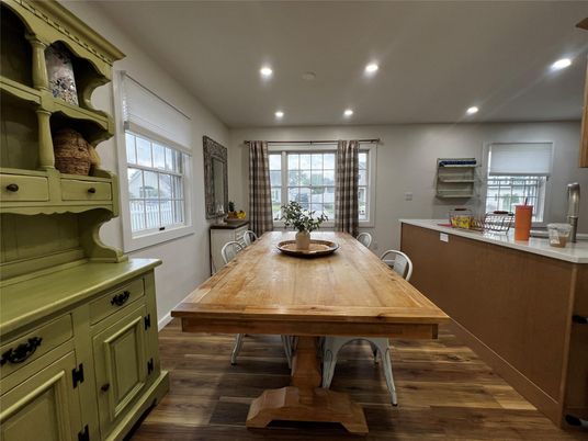 Dining room, Interior, Recessed Lighting, Wood Texture Flooring