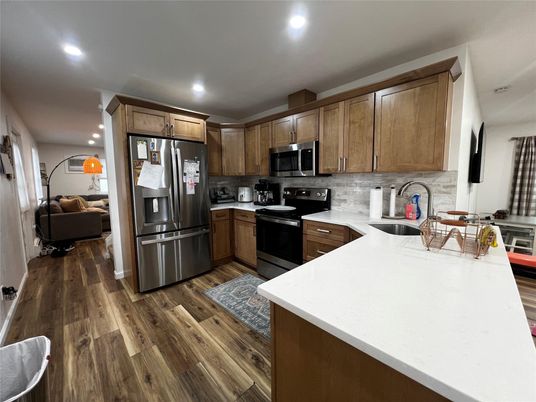 Dining room, Interior, Kitchen, Recessed Lighting, Wood Texture Flooring