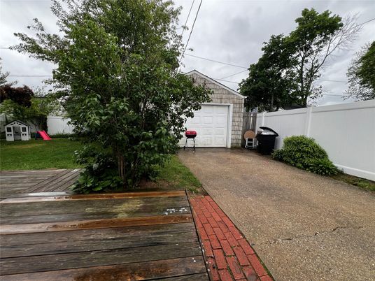 Backyard, Detached Garage, Exterior
