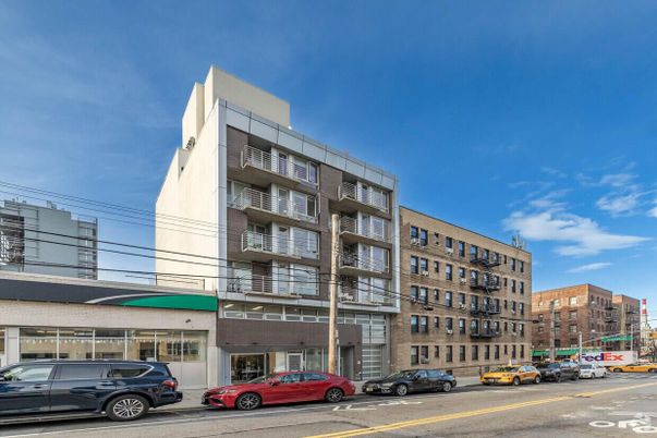 Exterior, Facade, Condo Building