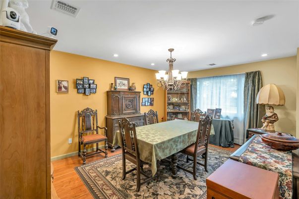 Chandelier, Dining room, Interior, Recessed Lighting, Wood Texture Flooring