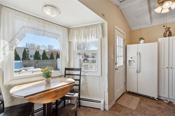 Dining room, Interior