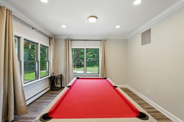Billiard Table, Game Room, Interior, Recessed Lighting, Wood Texture Flooring