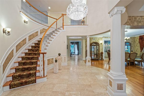 Chandelier, Dining room, Interior, Recessed Lighting, Wood Texture Flooring